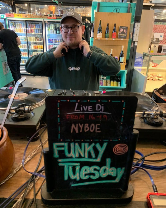 New live mix from Funky Tuesday at Le Petit Vinbar - Nyboe